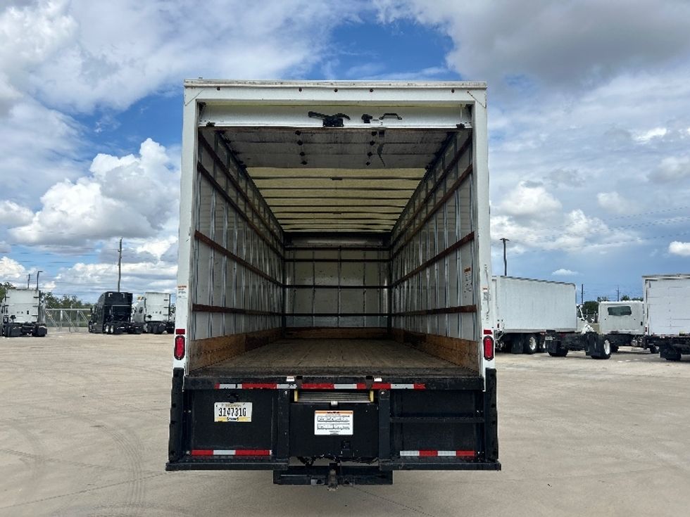 Medium Duty Box Truck-Light and Medium Duty Trucks-International-2022-MV607-Katy-TX-251,791\n\t\tmiles-$ 41,250 - Image 8