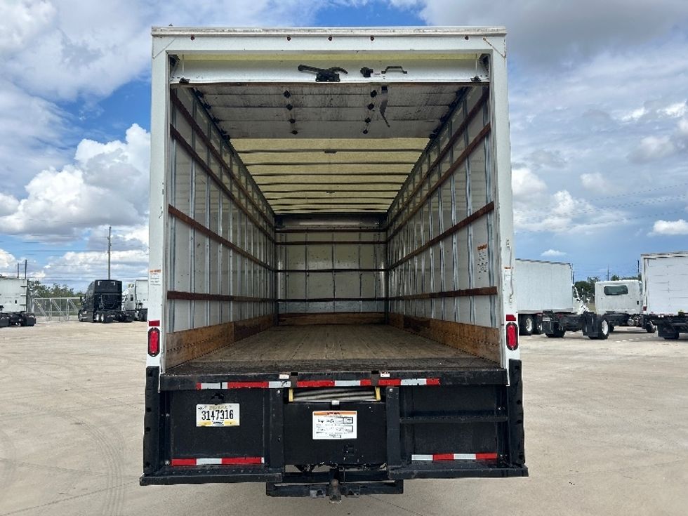 Medium Duty Box Truck-Light and Medium Duty Trucks-International-2022-MV607-Katy-TX-251,791\n\t\tmiles-$ 41,250 - Image 9