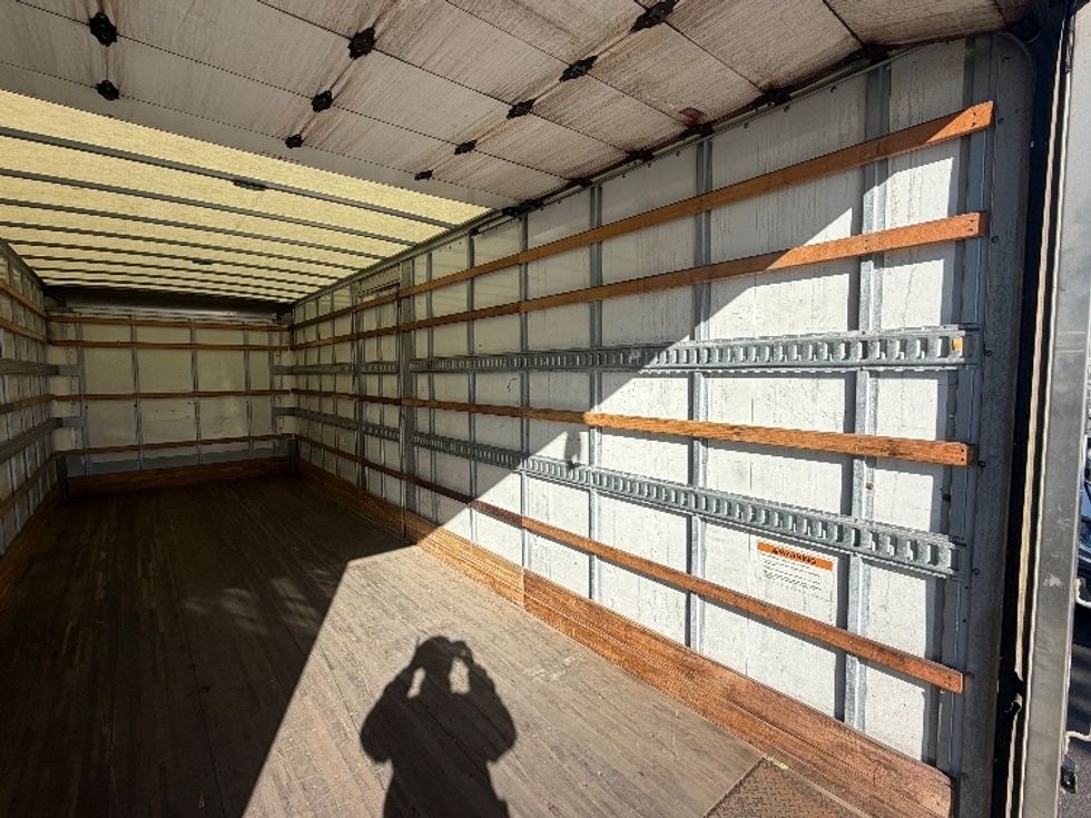 Medium Duty Box Truck-Light and Medium Duty Trucks-International-2022-MV607-Kearny-NJ-123,872\n\t\tmiles-$ 76,000 - Image 12