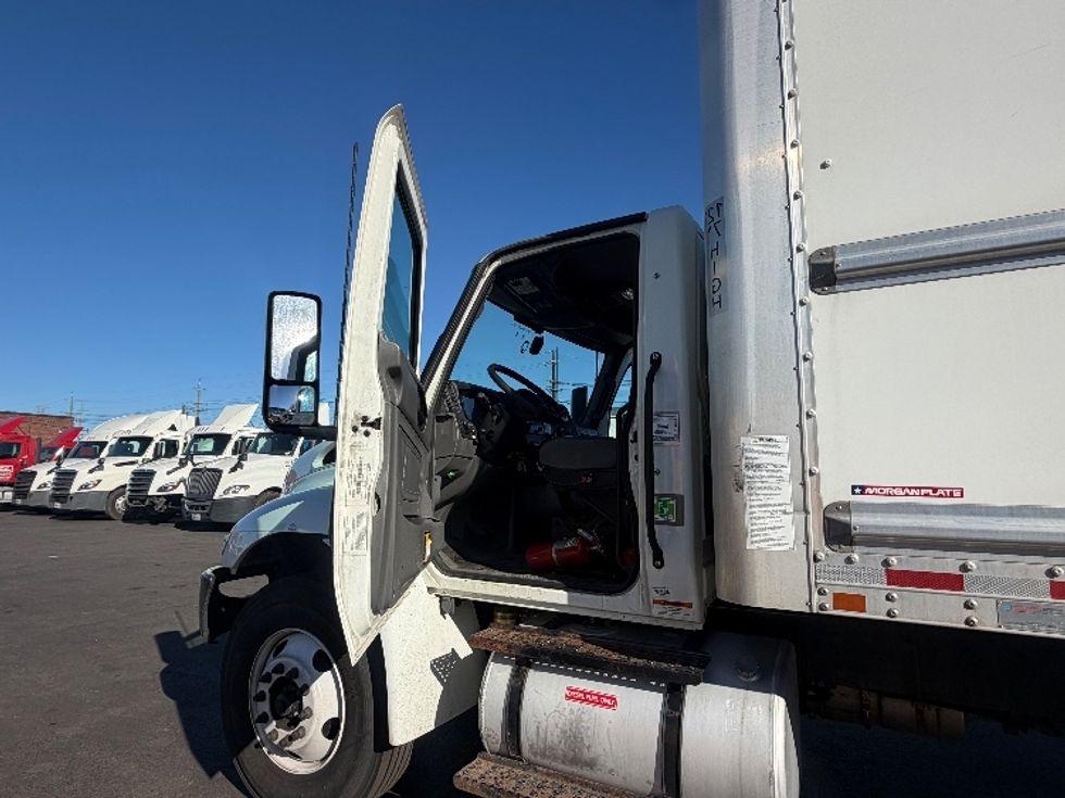 Medium Duty Box Truck-Light and Medium Duty Trucks-International-2022-MV607-Kearny-NJ-123,872\n\t\tmiles-$ 76,000 - Image 16