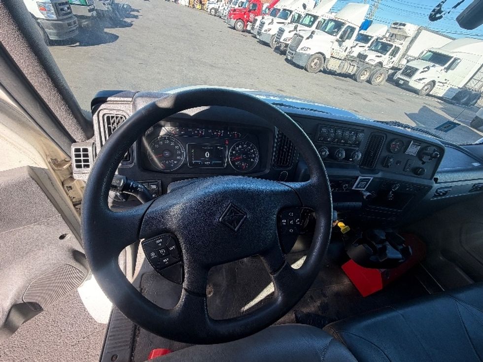 Medium Duty Box Truck-Light and Medium Duty Trucks-International-2022-MV607-Kearny-NJ-123,872\n\t\tmiles-$ 76,000 - Image 18