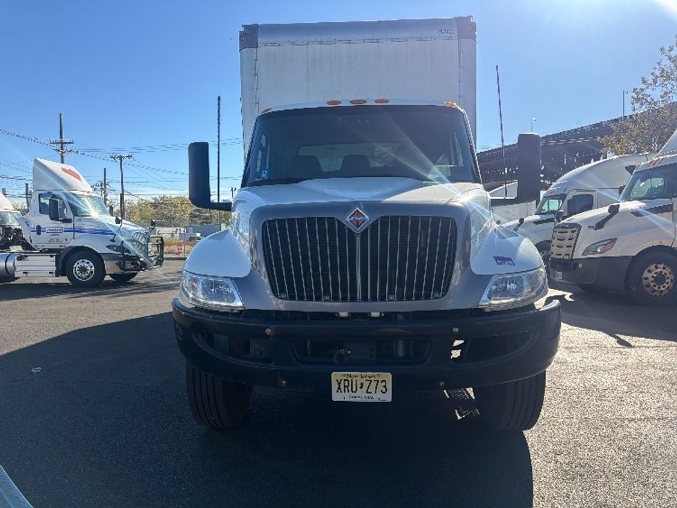 Medium Duty Box Truck-Light and Medium Duty Trucks-International-2022-MV607-Kearny-NJ-123,872\n\t\tmiles-$ 76,000 - Image 2
