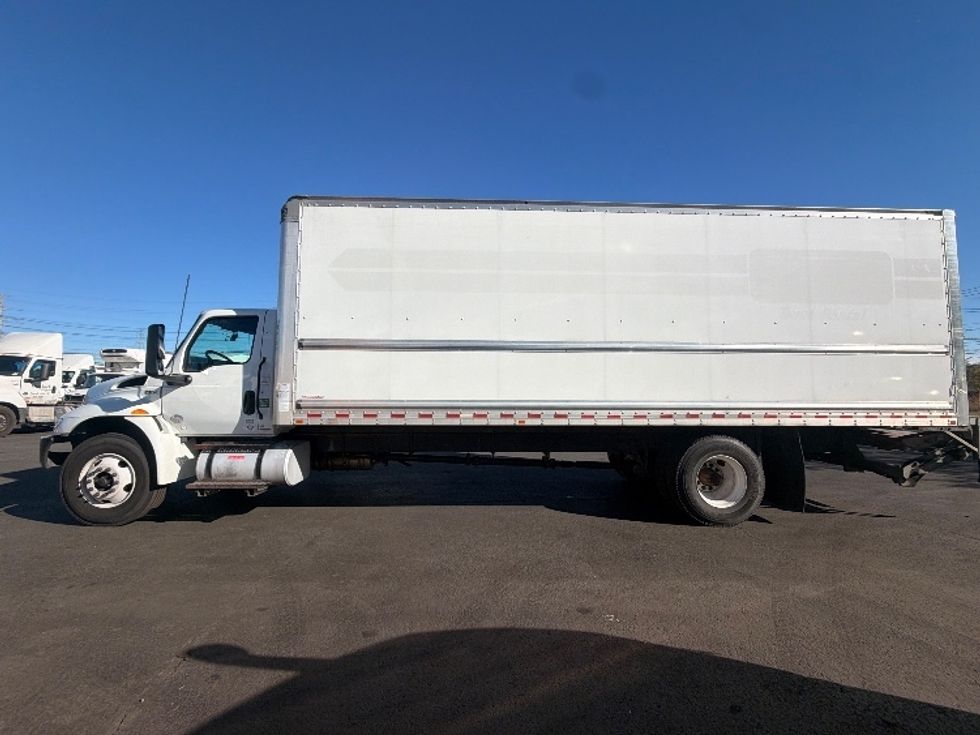 Medium Duty Box Truck-Light and Medium Duty Trucks-International-2022-MV607-Kearny-NJ-123,872\n\t\tmiles-$ 76,000 - Image 4