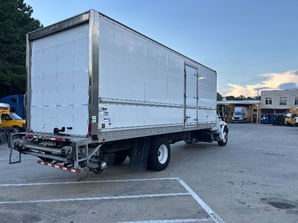 Medium Duty Box Truck-Light and Medium Duty Trucks-International-2022-MV607-Kennesaw-GA-154,517\n\t\tmiles-$ 69,000 - Image 13