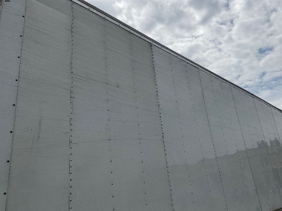 Medium Duty Box Truck-Light and Medium Duty Trucks-International-2022-MV607-King Of Prussia-PA-109,632\n\t\tmiles-$ 64,500 - Image 27