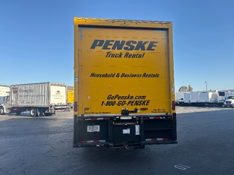 Medium Duty Box Truck-Light and Medium Duty Trucks-International-2022-MV607-La Mirada-CA-235,797\n\t\tmiles-$ 41,250 - Image 7