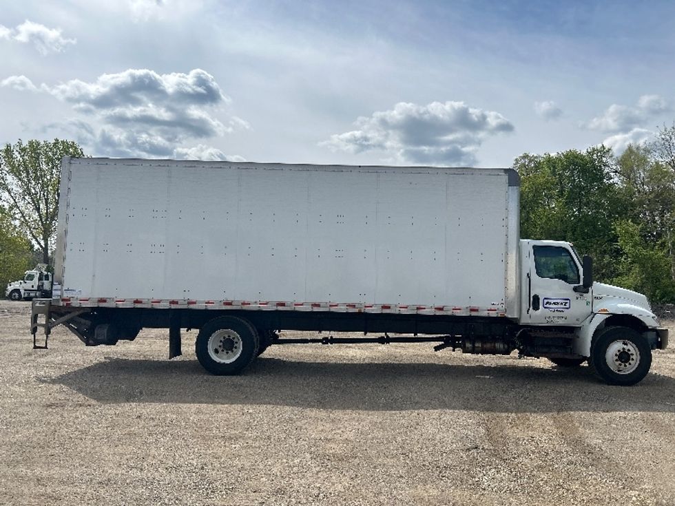 Medium Duty Box Truck-Light and Medium Duty Trucks-International-2022-MV607-La Porte-IN-183,057\n\t\tmiles-$ 45,000 - Image 15
