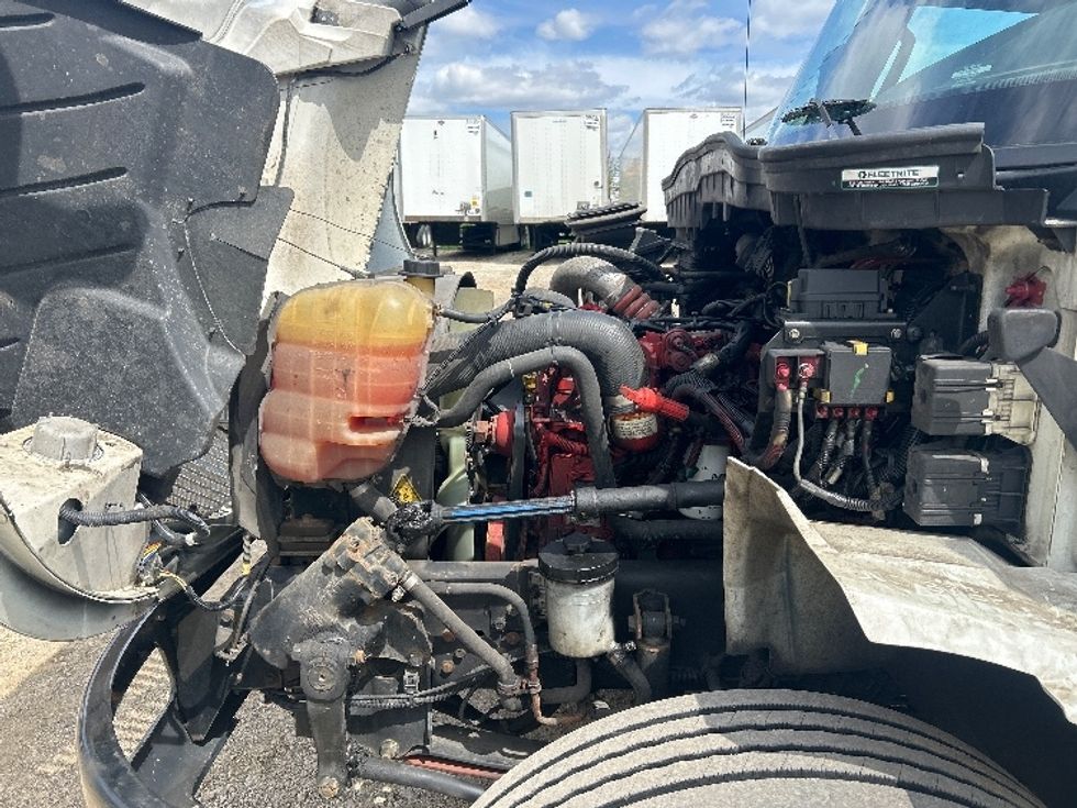 Medium Duty Box Truck-Light and Medium Duty Trucks-International-2022-MV607-La Porte-IN-183,057\n\t\tmiles-$ 45,000 - Image 23