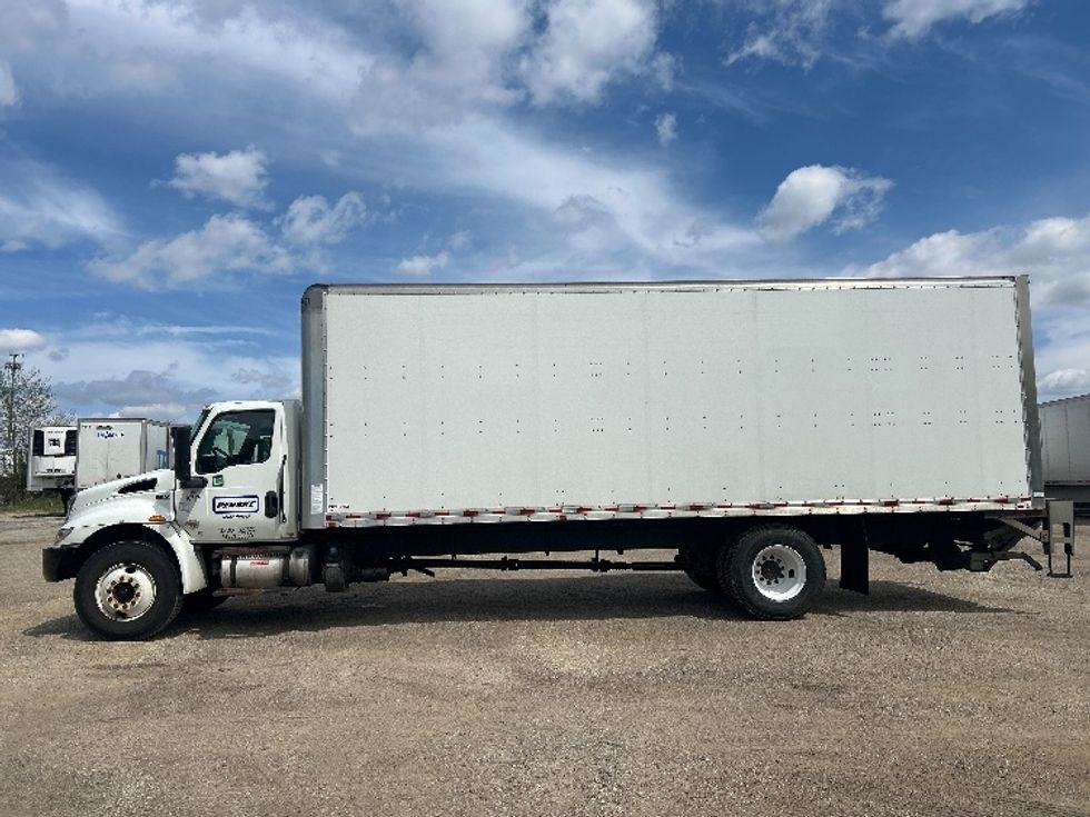 Medium Duty Box Truck-Light and Medium Duty Trucks-International-2022-MV607-La Porte-IN-183,057\n\t\tmiles-$ 45,000 - Image 4