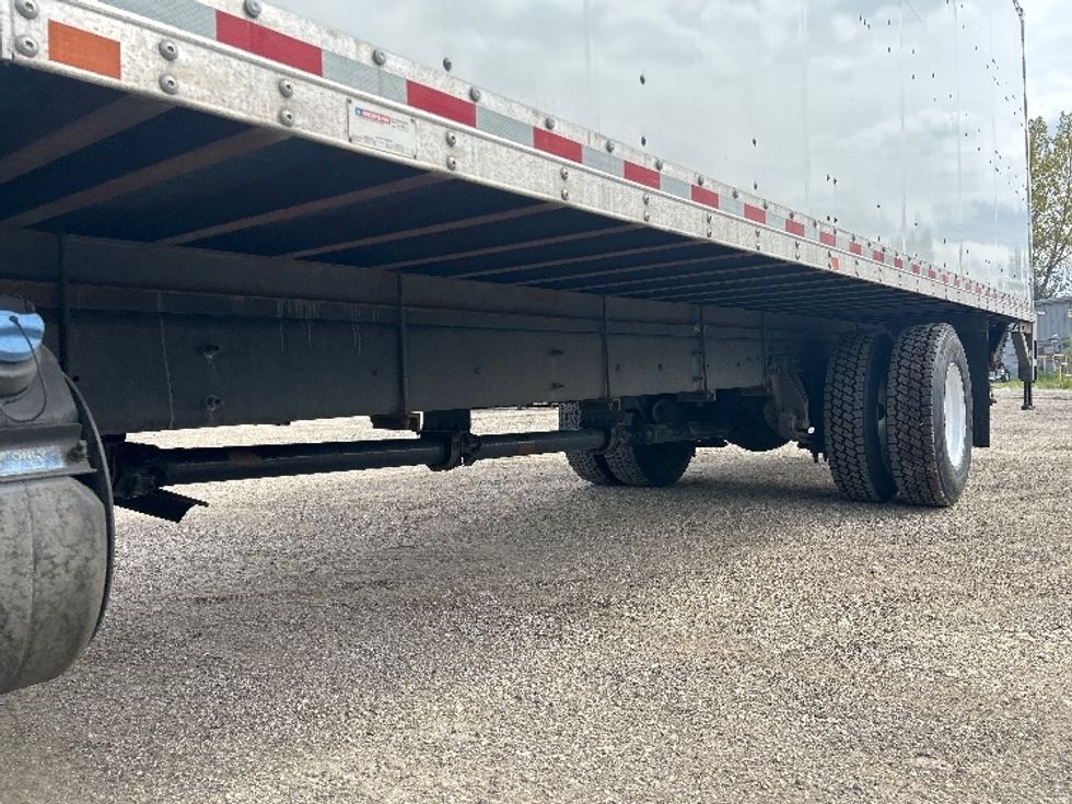 Medium Duty Box Truck-Light and Medium Duty Trucks-International-2022-MV607-La Porte-IN-183,057\n\t\tmiles-$ 45,000 - Image 5