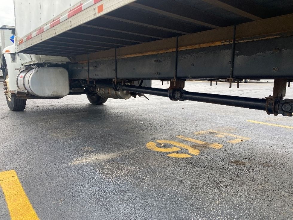 Medium Duty Box Truck-Light and Medium Duty Trucks-International-2022-MV607-La Porte-IN-299,413\n\t\tmiles-$ 34,000 - Image 5