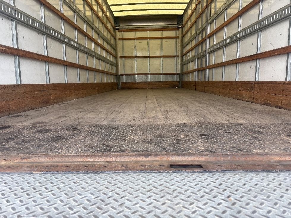Medium Duty Box Truck-Light and Medium Duty Trucks-International-2022-MV607-Lafayette-LA-117,603\n\t\tmiles-$ 72,000 - Image 10