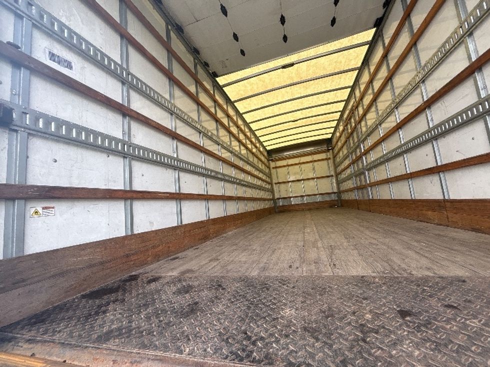 Medium Duty Box Truck-Light and Medium Duty Trucks-International-2022-MV607-Lafayette-LA-117,603\n\t\tmiles-$ 72,000 - Image 11