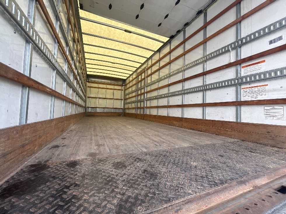 Medium Duty Box Truck-Light and Medium Duty Trucks-International-2022-MV607-Lafayette-LA-117,603\n\t\tmiles-$ 72,000 - Image 12
