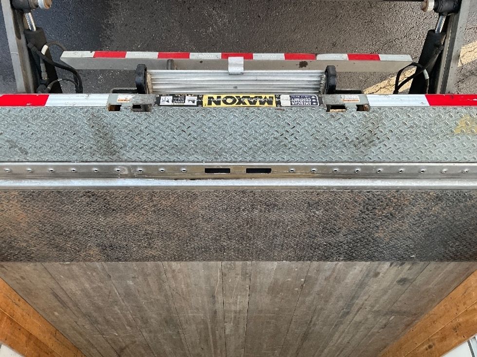 Medium Duty Box Truck-Light and Medium Duty Trucks-International-2022-MV607-Lafayette-LA-288,698\n\t\tmiles-$ 36,750 - Image 10