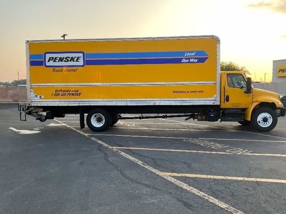 Medium Duty Box Truck-Light and Medium Duty Trucks-International-2022-MV607-Lafayette-LA-288,698\n\t\tmiles-$ 36,750 - Image 15