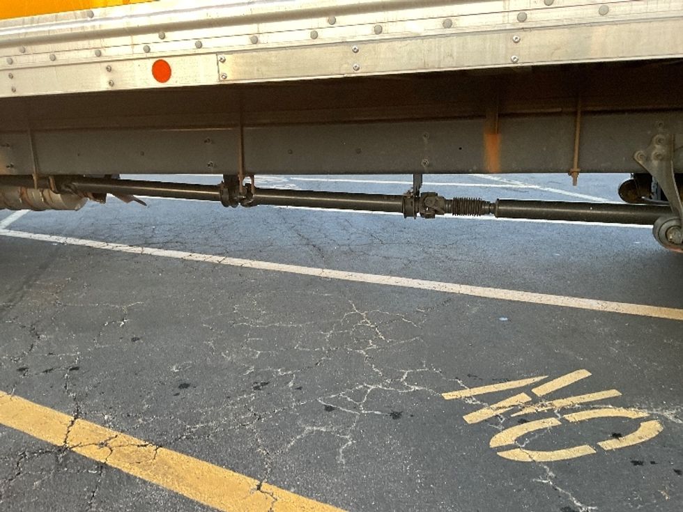 Medium Duty Box Truck-Light and Medium Duty Trucks-International-2022-MV607-Lafayette-LA-288,698\n\t\tmiles-$ 36,750 - Image 5