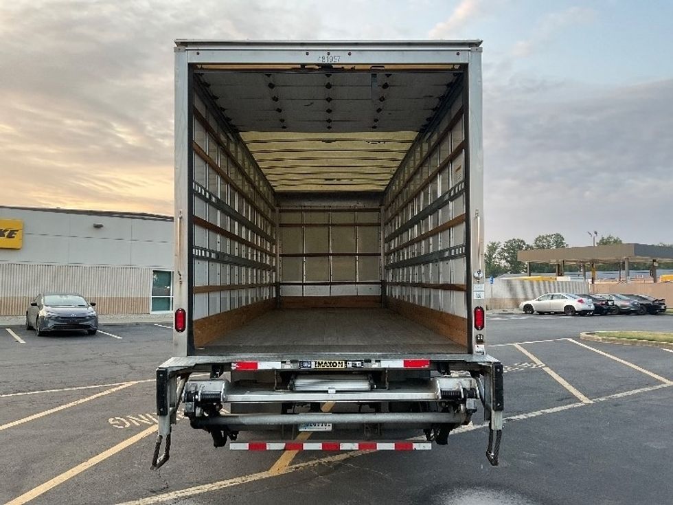 Medium Duty Box Truck-Light and Medium Duty Trucks-International-2022-MV607-Lafayette-LA-288,698\n\t\tmiles-$ 36,750 - Image 8