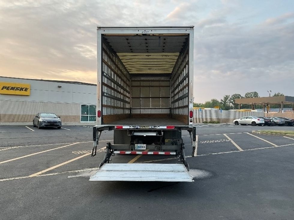 Medium Duty Box Truck-Light and Medium Duty Trucks-International-2022-MV607-Lafayette-LA-288,698\n\t\tmiles-$ 36,750 - Image 9