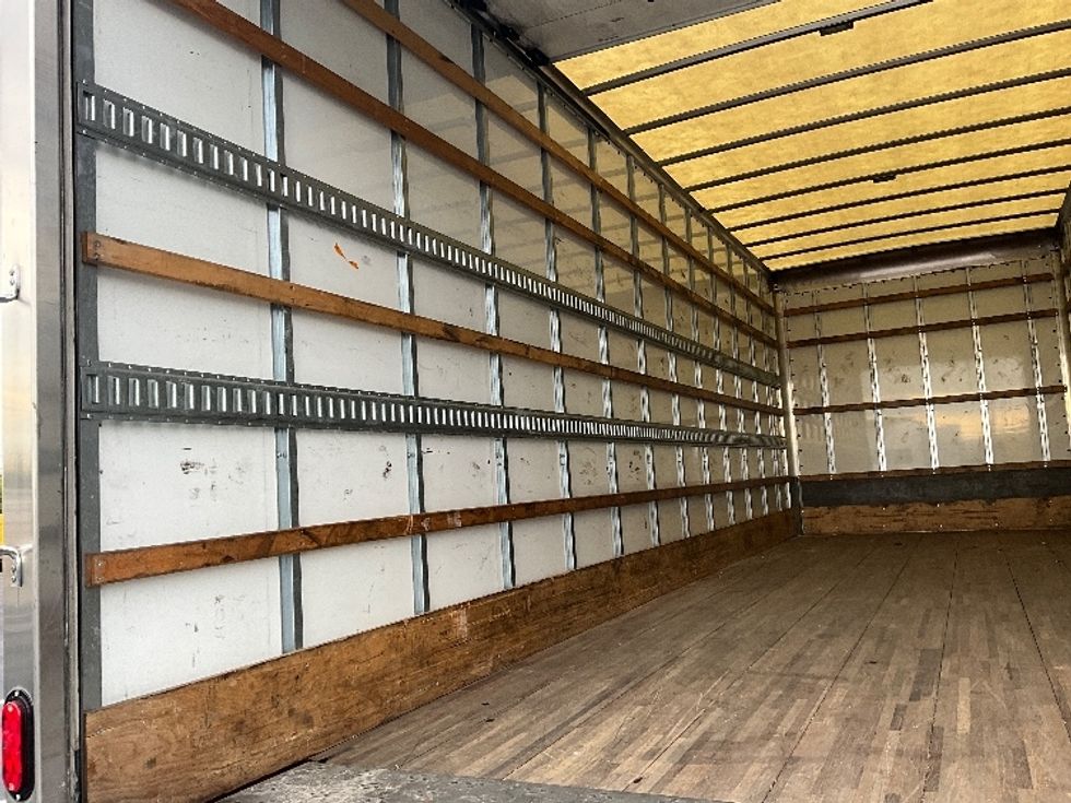 Medium Duty Box Truck-Light and Medium Duty Trucks-International-2022-MV607-Lagrange-GA-270,900\n\t\tmiles-$ 43,250 - Image 11