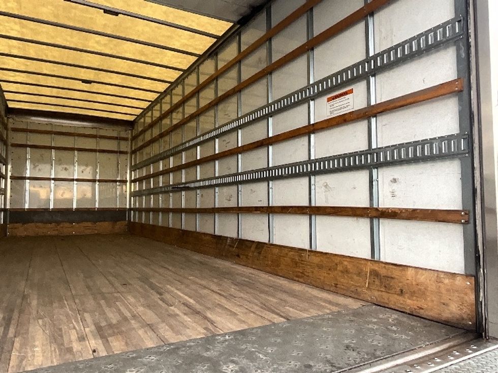 Medium Duty Box Truck-Light and Medium Duty Trucks-International-2022-MV607-Lagrange-GA-270,900\n\t\tmiles-$ 43,250 - Image 12