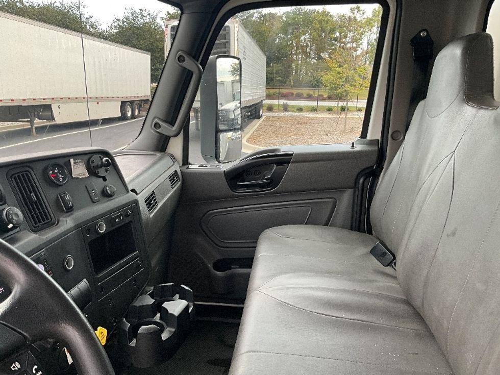 Medium Duty Box Truck-Light and Medium Duty Trucks-International-2022-MV607-Lagrange-GA-270,900\n\t\tmiles-$ 43,250 - Image 18
