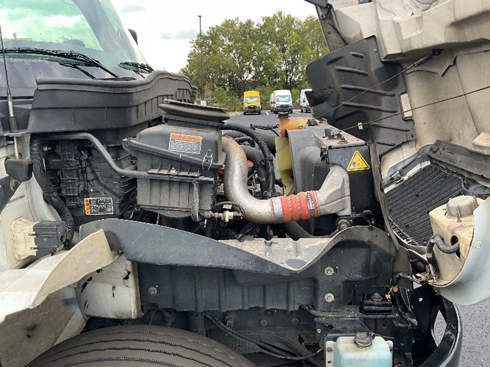 Medium Duty Box Truck-Light and Medium Duty Trucks-International-2022-MV607-Lagrange-GA-270,900\n\t\tmiles-$ 43,250 - Image 21