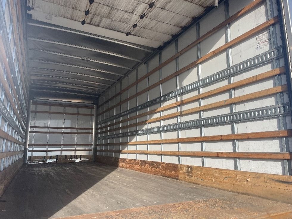 Medium Duty Box Truck-Light and Medium Duty Trucks-International-2022-MV607-Lansing-MI-110,680\n\t\tmiles-$ 62,250 - Image 11