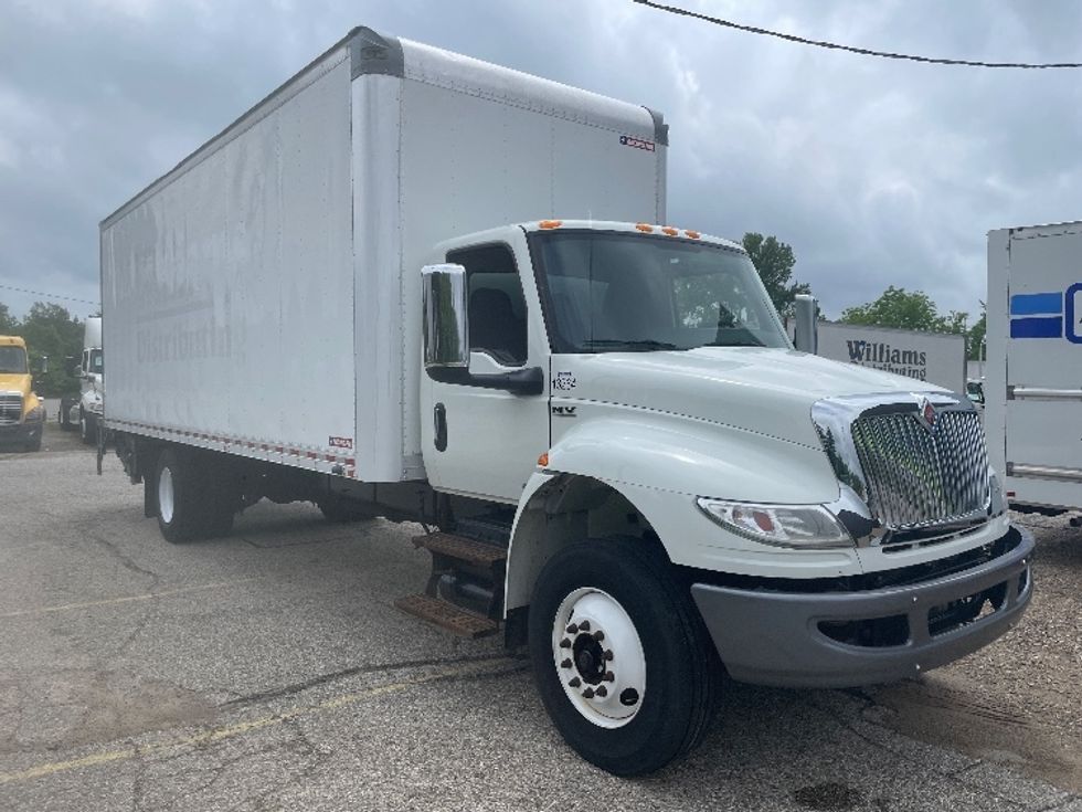 Medium Duty Box Truck-Light and Medium Duty Trucks-International-2022-MV607-Lansing-MI-251,244\n\t\tmiles-$ 46,500 - Image 1
