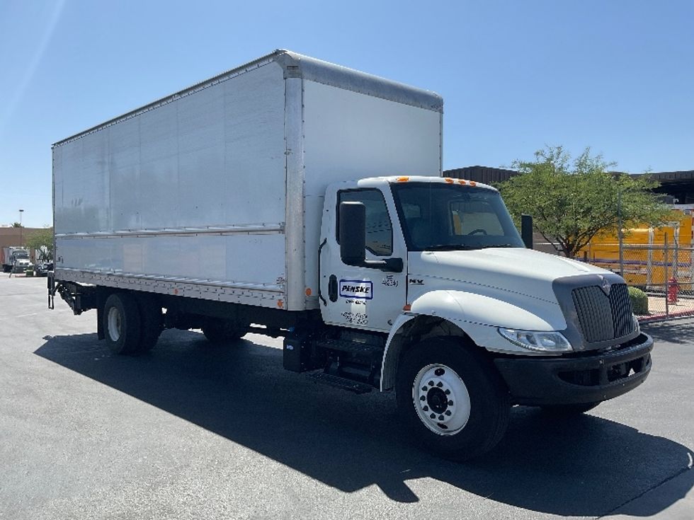 Medium Duty Box Truck-Light and Medium Duty Trucks-International-2022-MV607-Las Vegas-NV-190,237\n\t\tmiles-$ 56,000 - Image 1