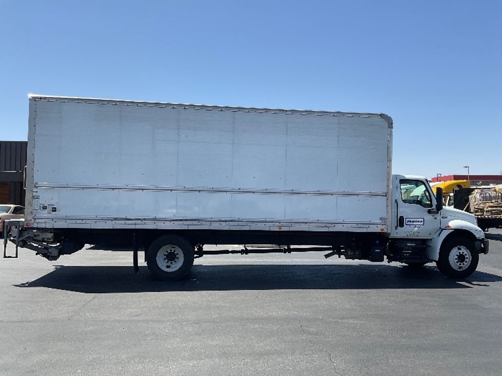 Medium Duty Box Truck-Light and Medium Duty Trucks-International-2022-MV607-Las Vegas-NV-190,237\n\t\tmiles-$ 56,000 - Image 15