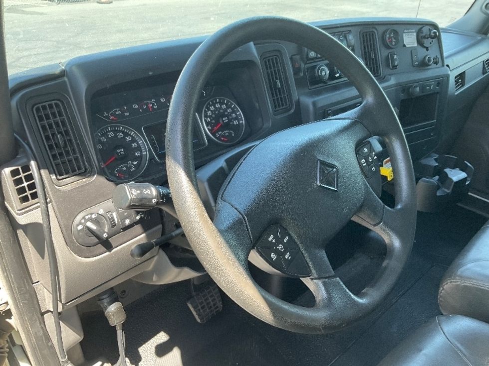 Medium Duty Box Truck-Light and Medium Duty Trucks-International-2022-MV607-Las Vegas-NV-190,237\n\t\tmiles-$ 56,000 - Image 17