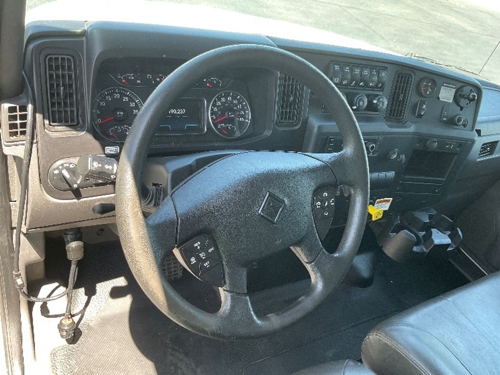 Medium Duty Box Truck-Light and Medium Duty Trucks-International-2022-MV607-Las Vegas-NV-190,237\n\t\tmiles-$ 56,000 - Image 18