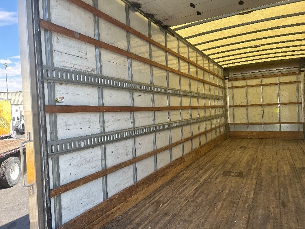 Medium Duty Box Truck-Light and Medium Duty Trucks-International-2022-MV607-Las Vegas-NV-197,699\n\t\tmiles-$ 54,500 - Image 11