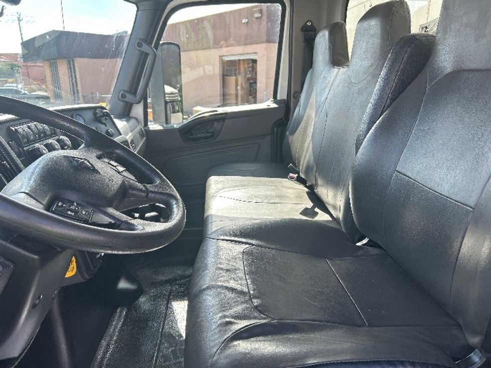 Medium Duty Box Truck-Light and Medium Duty Trucks-International-2022-MV607-Las Vegas-NV-197,699\n\t\tmiles-$ 54,500 - Image 19