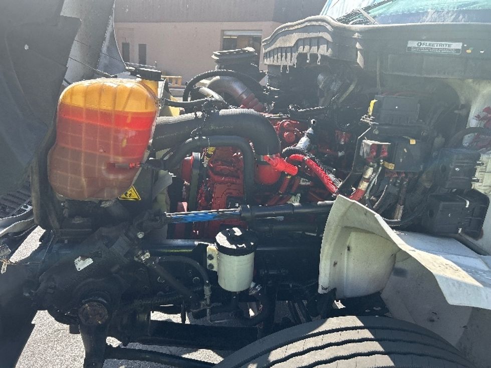 Medium Duty Box Truck-Light and Medium Duty Trucks-International-2022-MV607-Las Vegas-NV-197,699\n\t\tmiles-$ 54,500 - Image 24