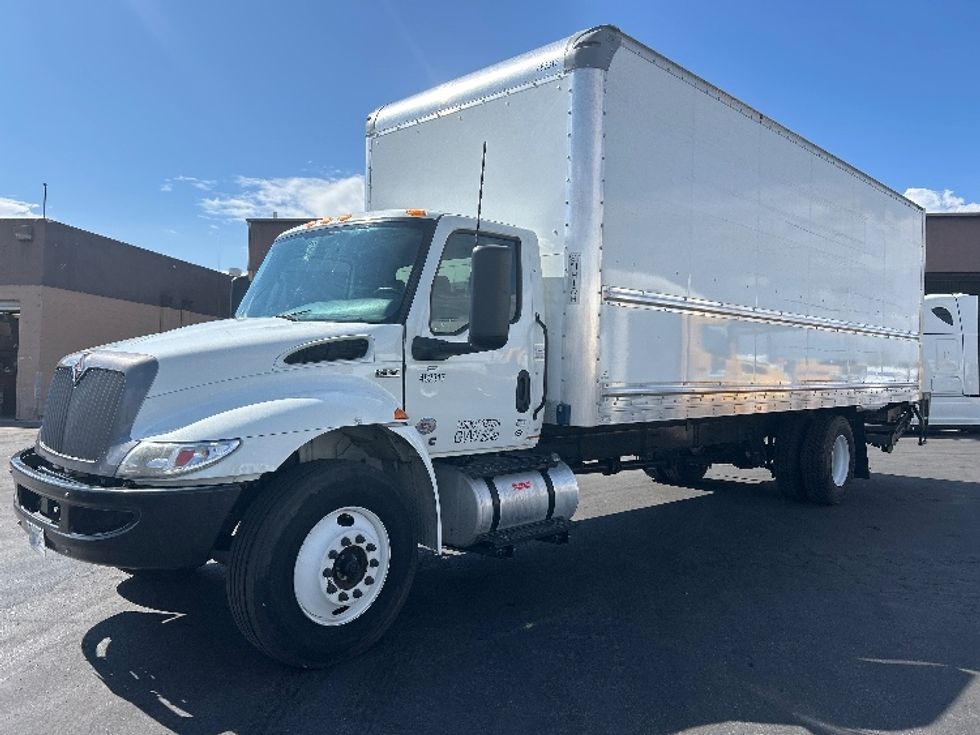 Medium Duty Box Truck-Light and Medium Duty Trucks-International-2022-MV607-Las Vegas-NV-197,699\n\t\tmiles-$ 54,500 - Image 3