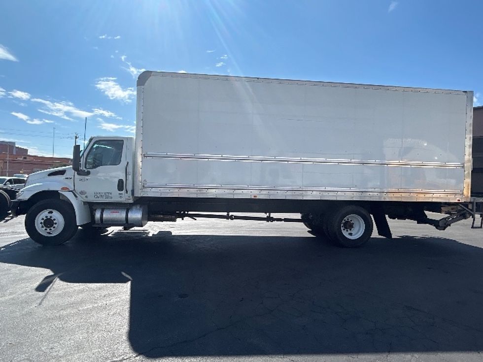 Medium Duty Box Truck-Light and Medium Duty Trucks-International-2022-MV607-Las Vegas-NV-197,699\n\t\tmiles-$ 54,500 - Image 4