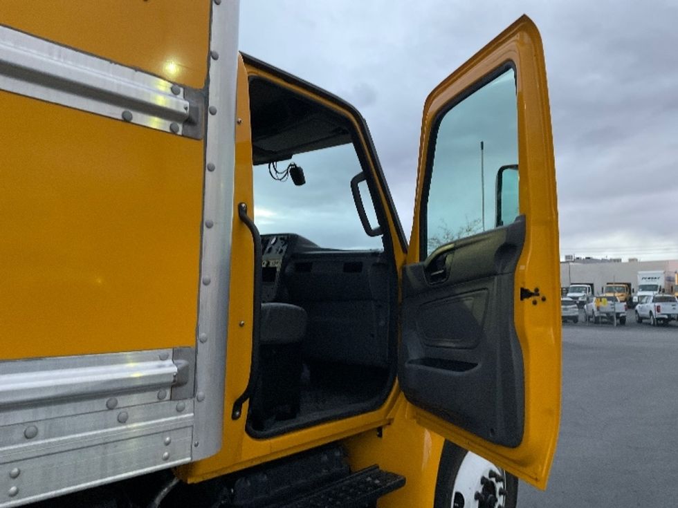 Medium Duty Box Truck-Light and Medium Duty Trucks-International-2022-MV607-Las Vegas-NV-233,892\n\t\tmiles-$ 47,000 - Image 20