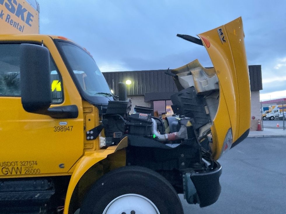 Medium Duty Box Truck-Light and Medium Duty Trucks-International-2022-MV607-Las Vegas-NV-233,892\n\t\tmiles-$ 47,000 - Image 23