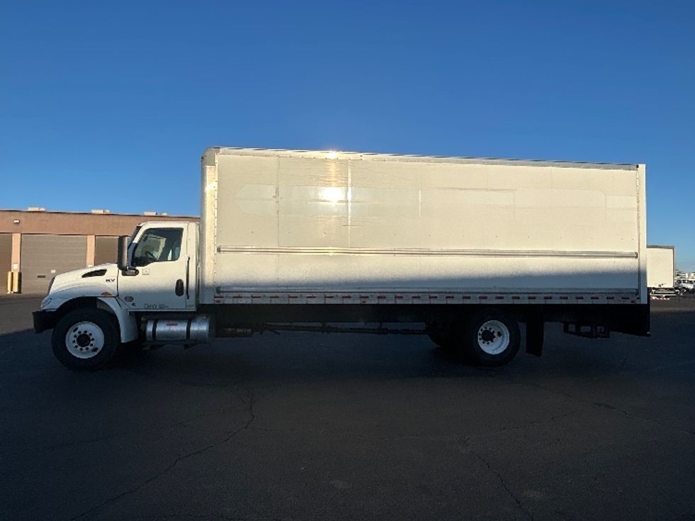 Medium Duty Box Truck-Light and Medium Duty Trucks-International-2022-MV607-Las Vegas-NV-234,024\n\t\tmiles-$ 44,000 - Image 4