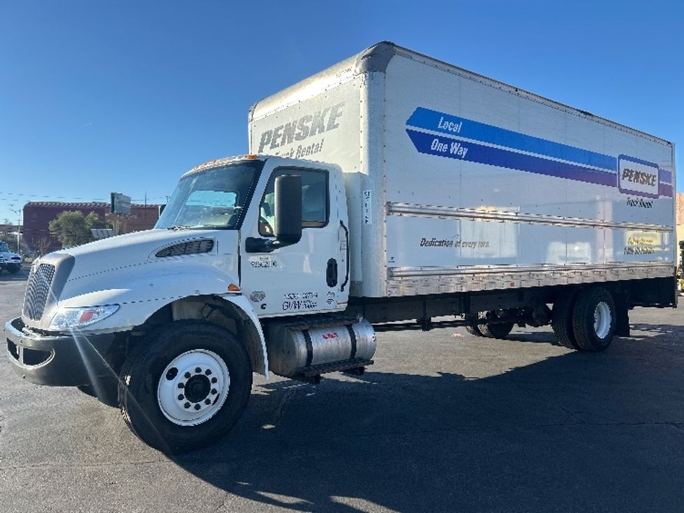 Medium Duty Box Truck-Light and Medium Duty Trucks-International-2022-MV607-Las Vegas-NV-240,436\n\t\tmiles-$ 43,000 - Image 3
