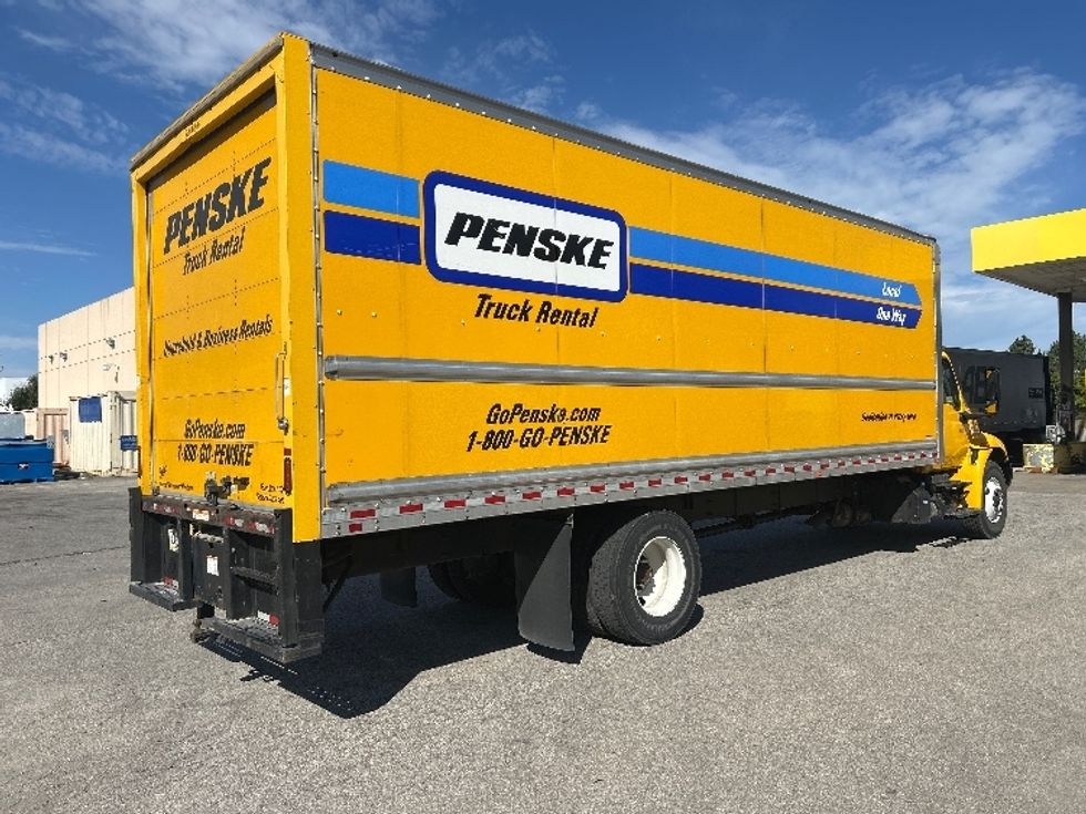 Medium Duty Box Truck-Light and Medium Duty Trucks-International-2022-MV607-Lenexa-KS-206,157\n\t\tmiles-$ 43,500 - Image 13