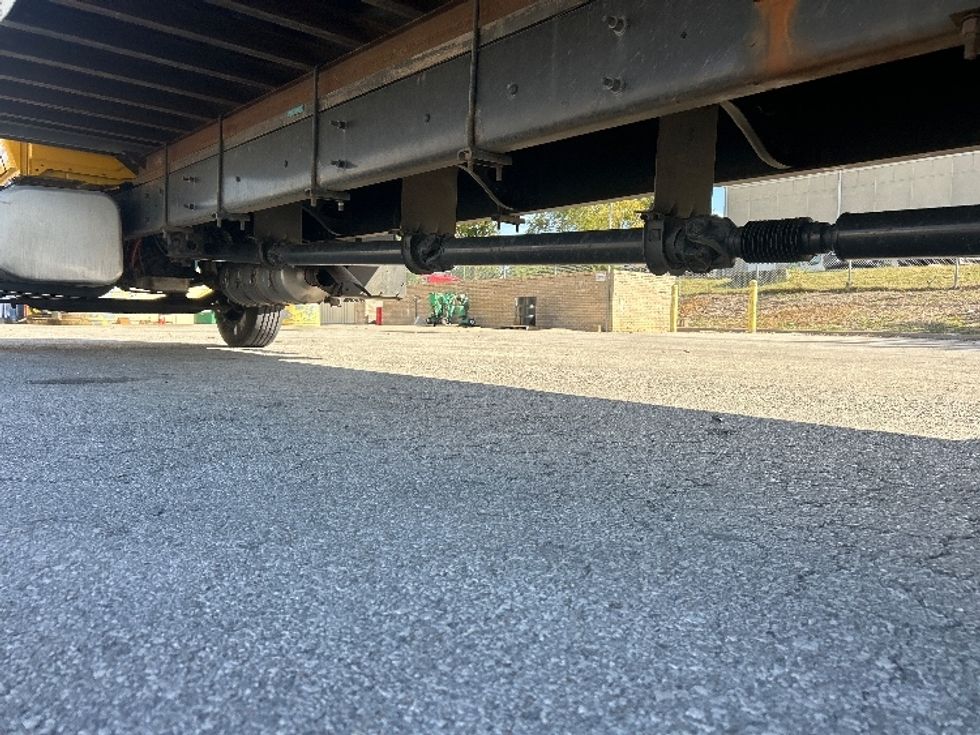 Medium Duty Box Truck-Light and Medium Duty Trucks-International-2022-MV607-Lenexa-KS-206,157\n\t\tmiles-$ 43,500 - Image 5