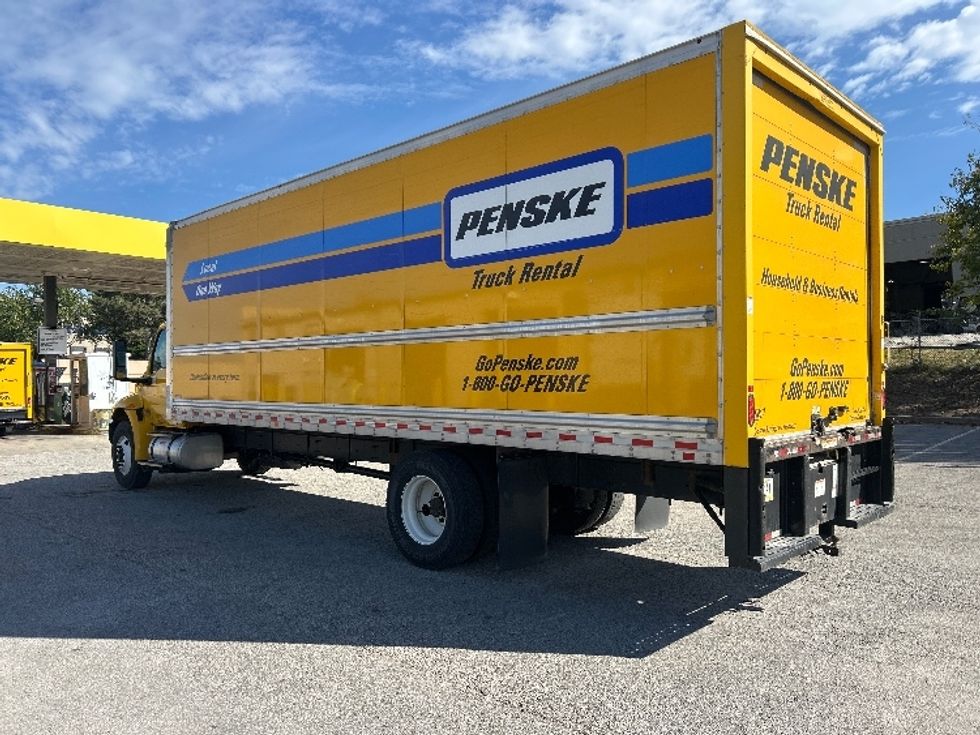 Medium Duty Box Truck-Light and Medium Duty Trucks-International-2022-MV607-Lenexa-KS-206,157\n\t\tmiles-$ 43,500 - Image 6