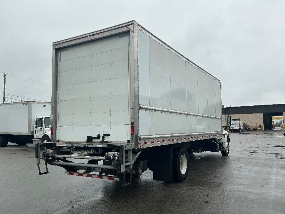 Medium Duty Box Truck-Light and Medium Duty Trucks-International-2022-MV607-Lexington-KY-98,800\n\t\tmiles-$ 75,500 - Image 13