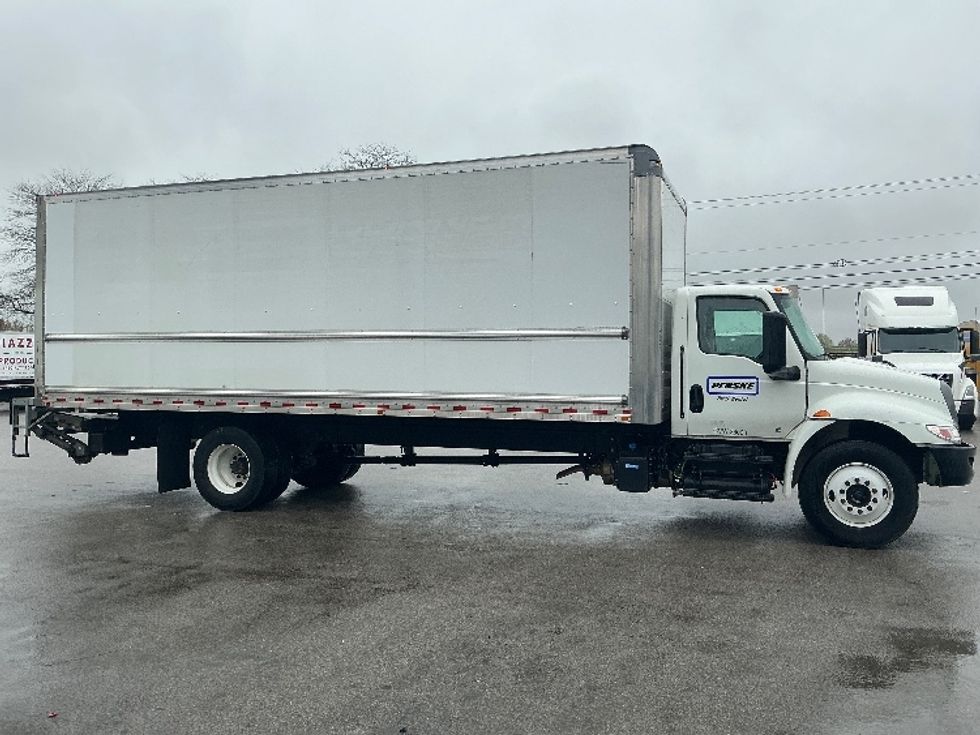 Medium Duty Box Truck-Light and Medium Duty Trucks-International-2022-MV607-Lexington-KY-98,800\n\t\tmiles-$ 75,500 - Image 15