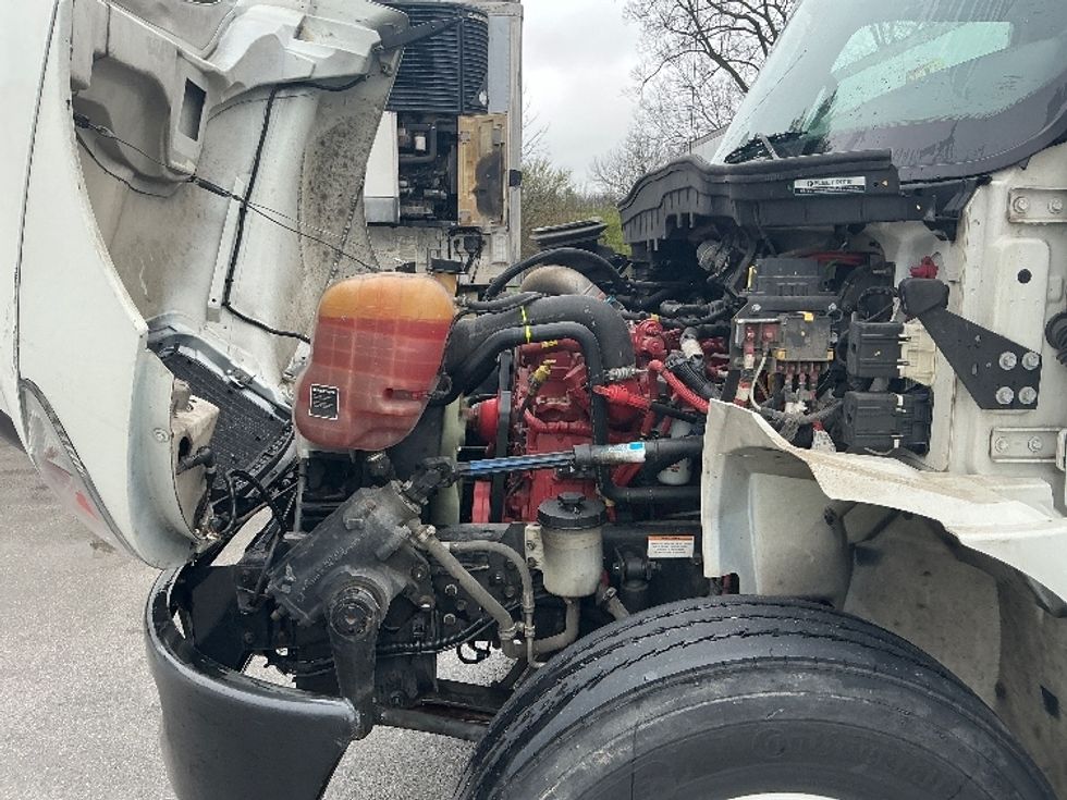 Medium Duty Box Truck-Light and Medium Duty Trucks-International-2022-MV607-Lexington-KY-98,800\n\t\tmiles-$ 75,500 - Image 24