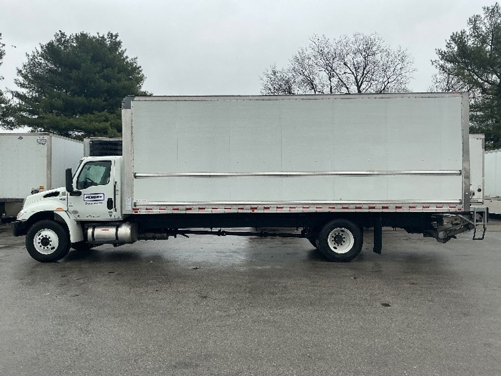 Medium Duty Box Truck-Light and Medium Duty Trucks-International-2022-MV607-Lexington-KY-98,800\n\t\tmiles-$ 75,500 - Image 4