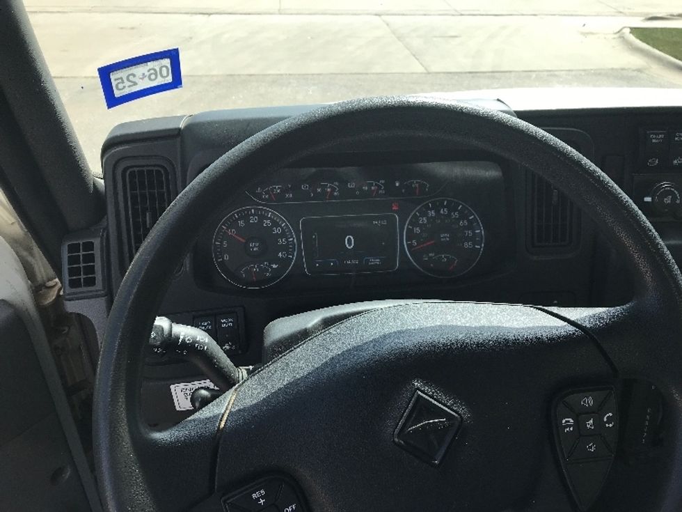 Medium Duty Box Truck-Light and Medium Duty Trucks-International-2022-MV607-Lincoln-NE-134,322\n\t\tmiles-$ 69,000 - Image 18